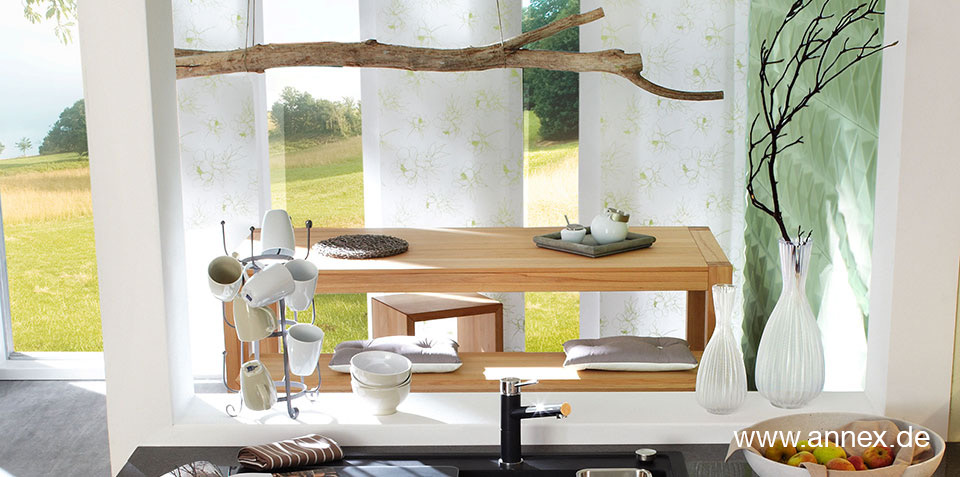 1_dining_lounge_mass_ess_tisch_bank_massiv_holz-960