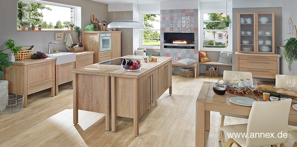 wohnkueche-holz-eiche-gekalkt