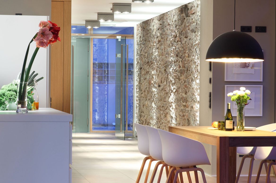 3_schoener_wohnen_ess_tisch_massiv_holz